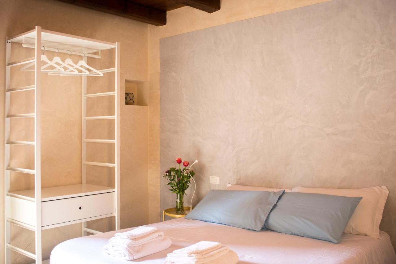 Casa Miqva - Rooms In Shared Apartment Παλέρμο Εξωτερικό φωτογραφία