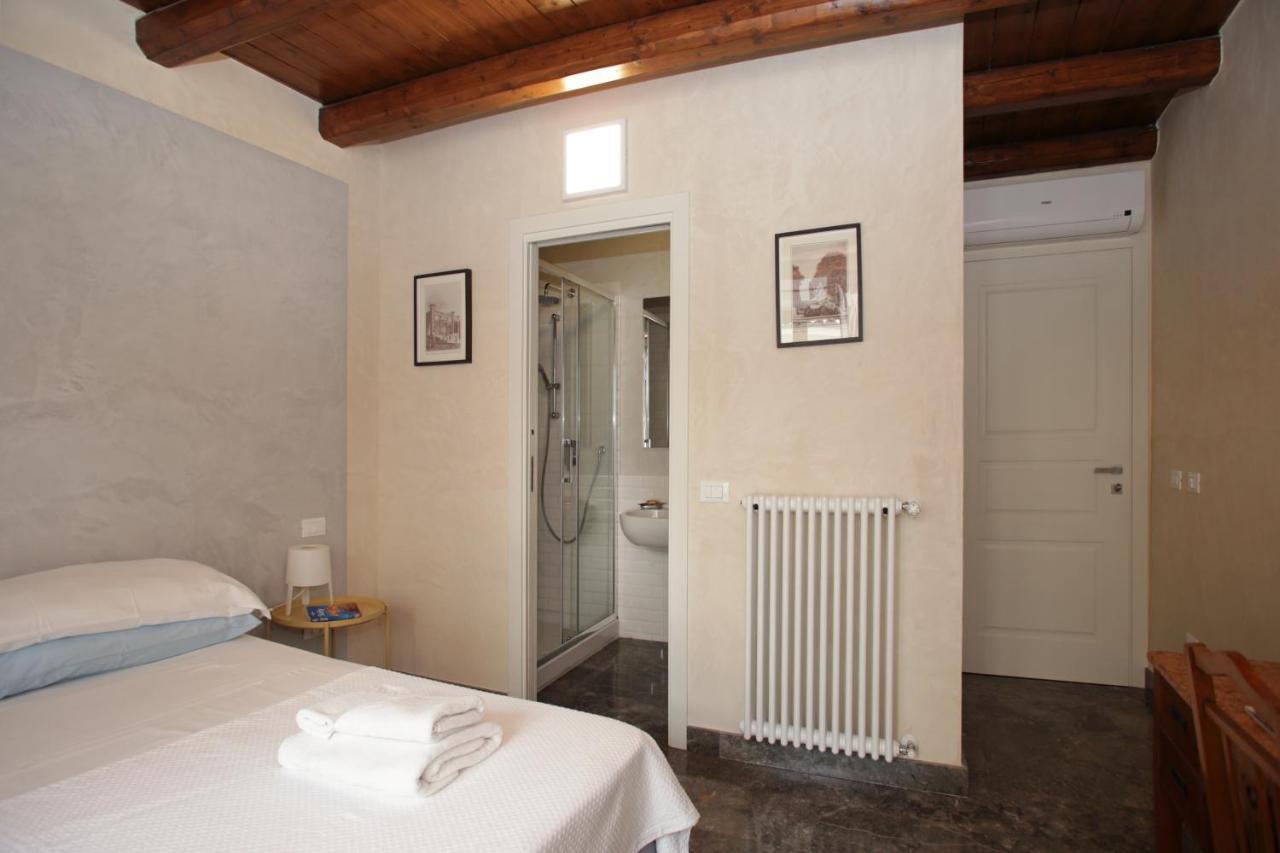 Casa Miqva - Rooms In Shared Apartment Παλέρμο Εξωτερικό φωτογραφία
